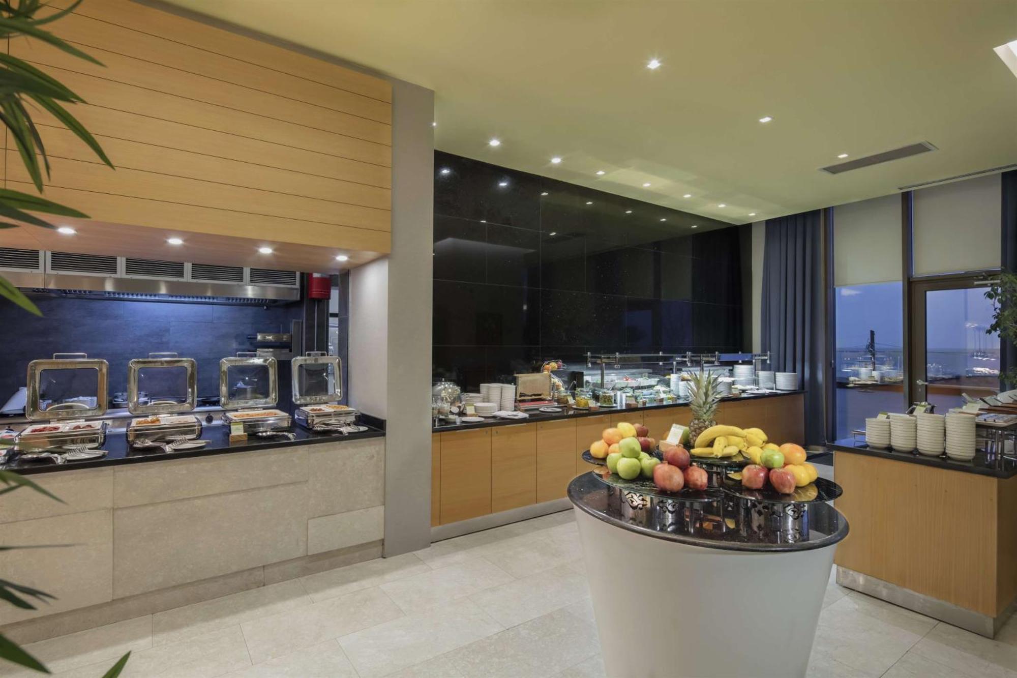 Hotel Doubletree By Hilton Trabzon Exteriér fotografie
