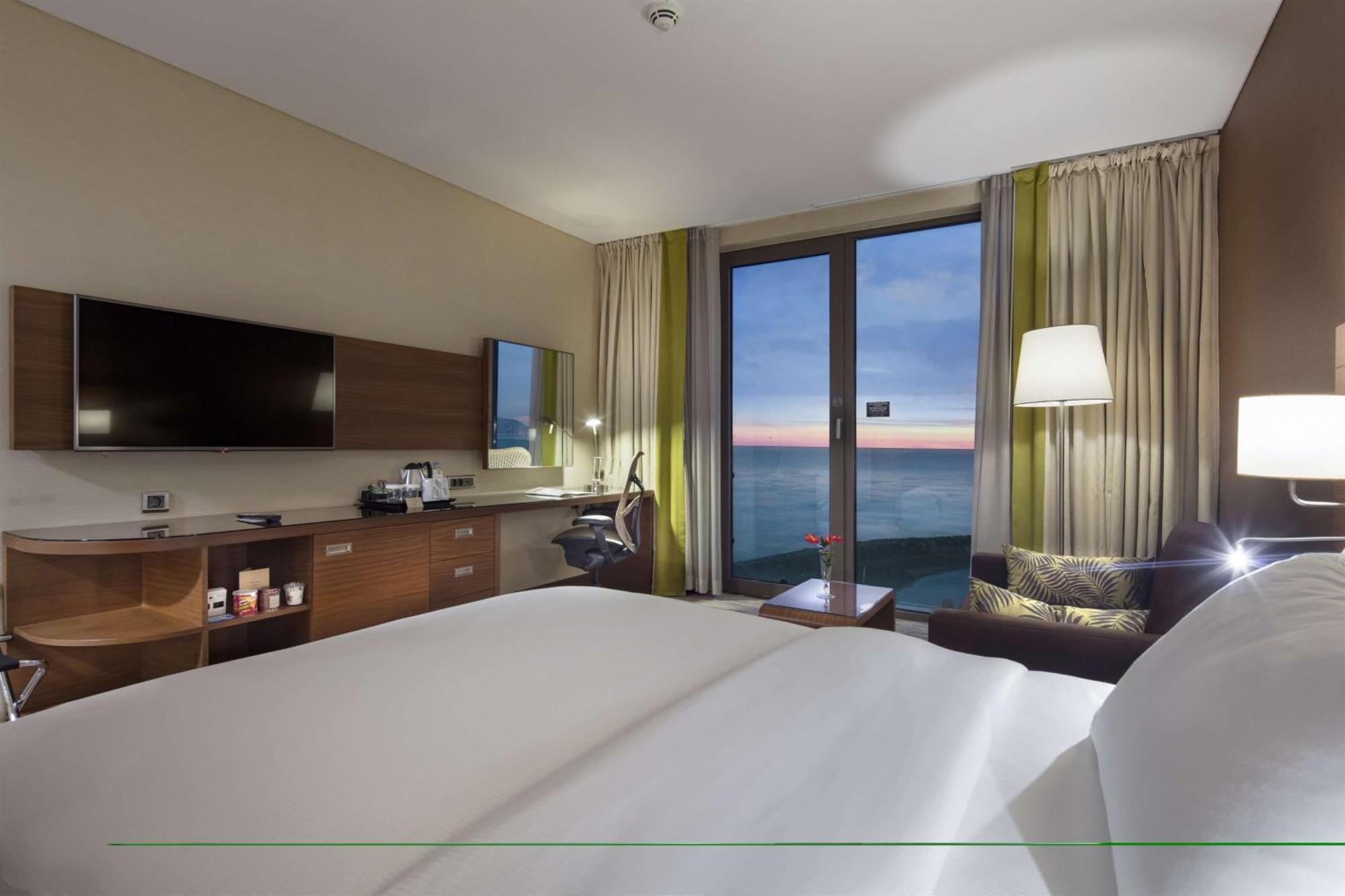Hotel Doubletree By Hilton Trabzon Exteriér fotografie